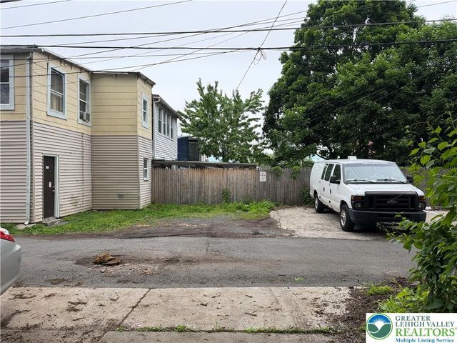 313 North Church Street, Allentown City, PA 18102