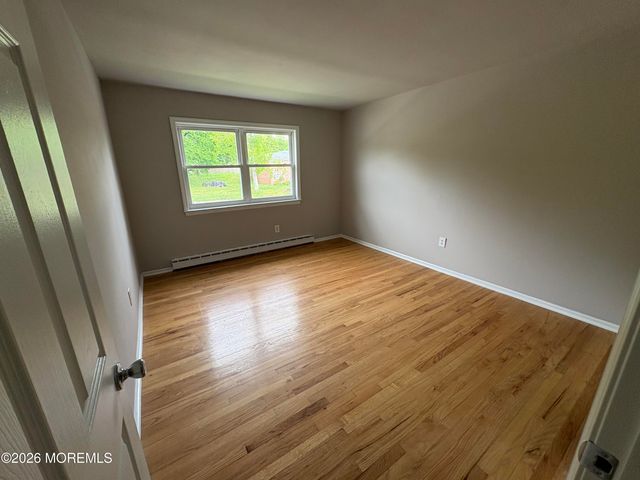 14 Spring Terrace, Freehold, NJ 07728