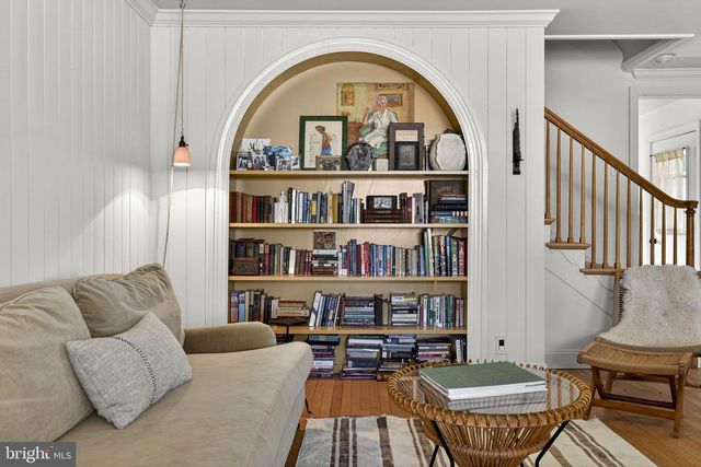 22 FAIRMONT AVE, Shepherdstown, WV 25443