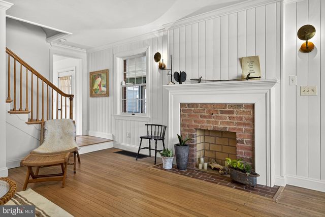 22 FAIRMONT AVE, Shepherdstown, WV 25443