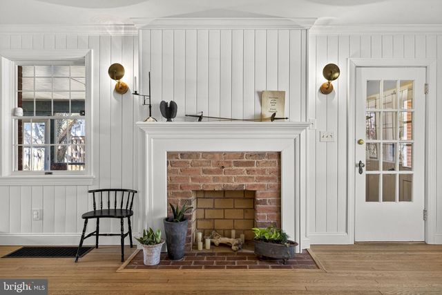 22 FAIRMONT AVE, Shepherdstown, WV 25443