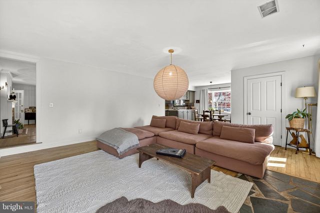 22 FAIRMONT AVE, Shepherdstown, WV 25443