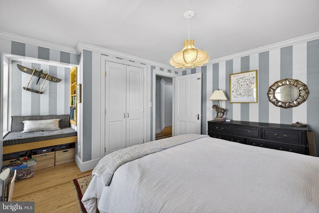 22 FAIRMONT AVE, Shepherdstown, WV 25443