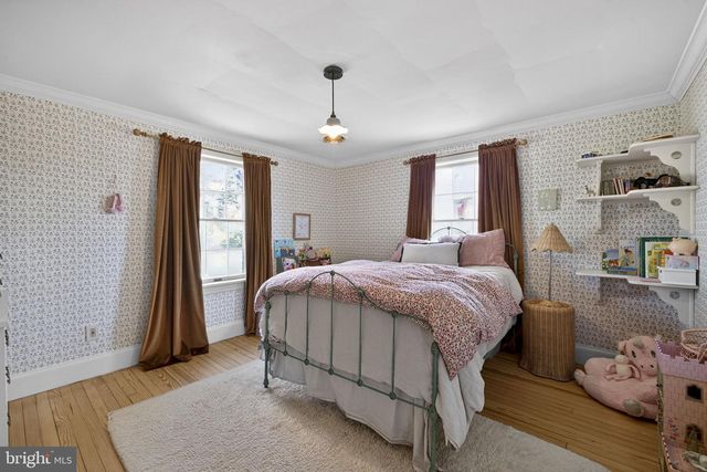 22 FAIRMONT AVE, Shepherdstown, WV 25443