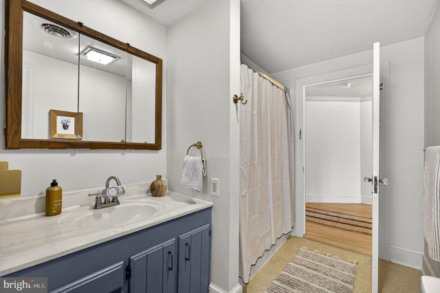 22 FAIRMONT AVE, Shepherdstown, WV 25443