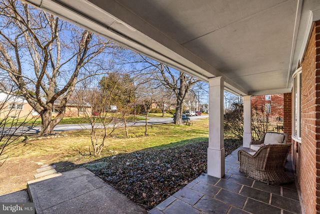 22 FAIRMONT AVE, Shepherdstown, WV 25443