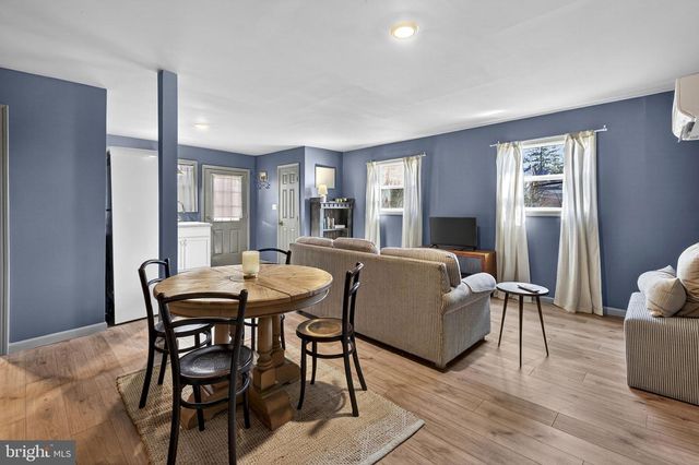 22 FAIRMONT AVE, Shepherdstown, WV 25443