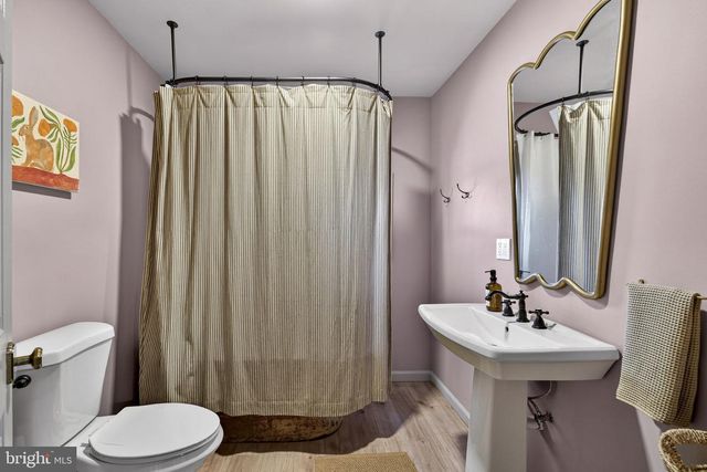 22 FAIRMONT AVE, Shepherdstown, WV 25443