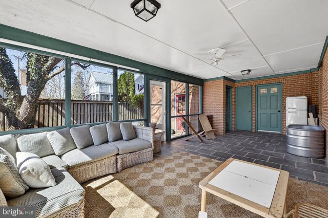 22 FAIRMONT AVE, Shepherdstown, WV 25443