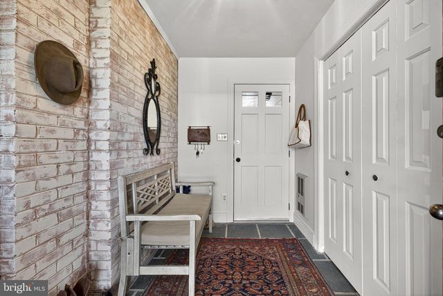 22 FAIRMONT AVE, Shepherdstown, WV 25443