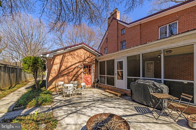 22 FAIRMONT AVE, Shepherdstown, WV 25443