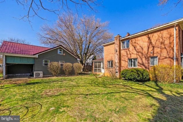 22 FAIRMONT AVE, Shepherdstown, WV 25443