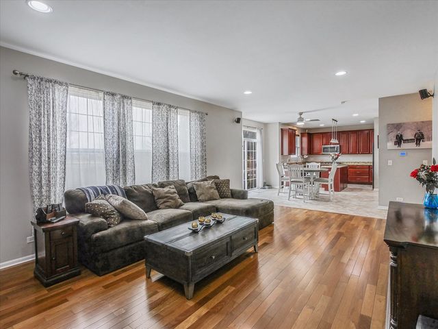 9668 Rainsford Drive, Huntley, IL 60142