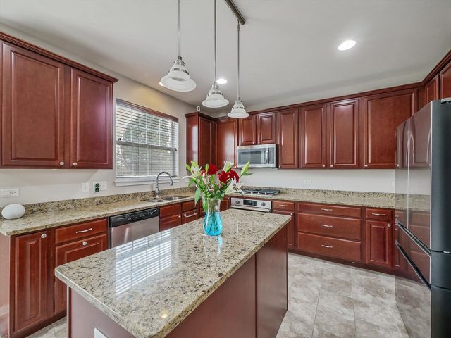 9668 Rainsford Drive, Huntley, IL 60142