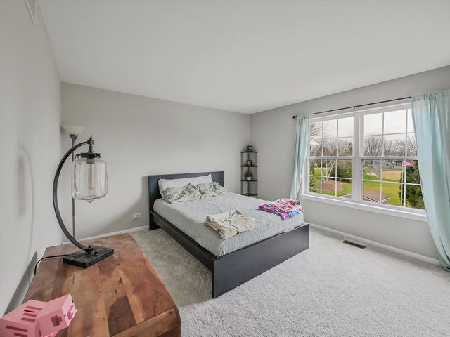 9668 Rainsford Drive, Huntley, IL 60142