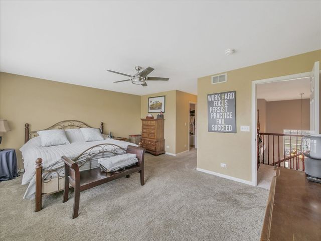 9668 Rainsford Drive, Huntley, IL 60142