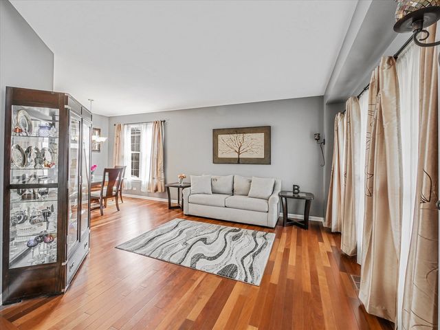 9668 Rainsford Drive, Huntley, IL 60142