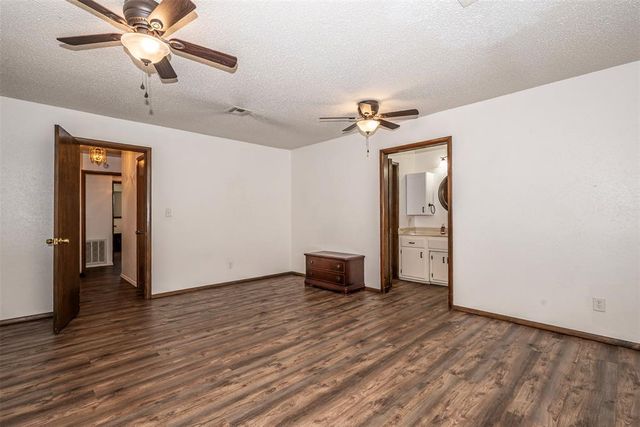 1313 Regency Boulevard, Moore, OK 73160