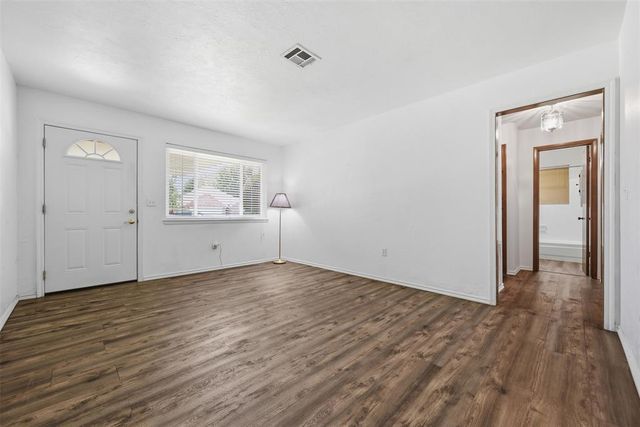 1313 Regency Boulevard, Moore, OK 73160
