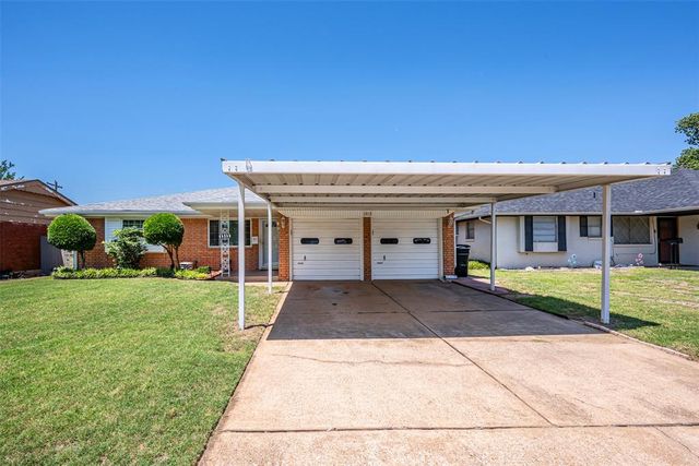 1313 Regency Boulevard, Moore, OK 73160