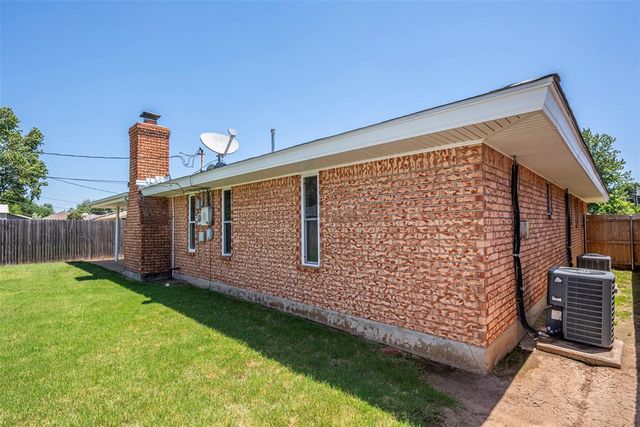 1313 Regency Boulevard, Moore, OK 73160