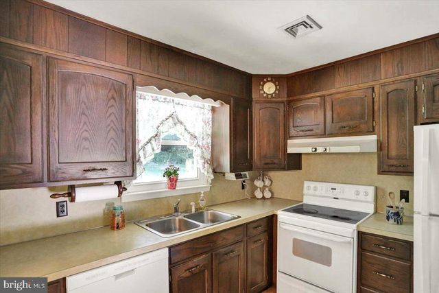 218 SEIDEL ST, Reading, PA 19606