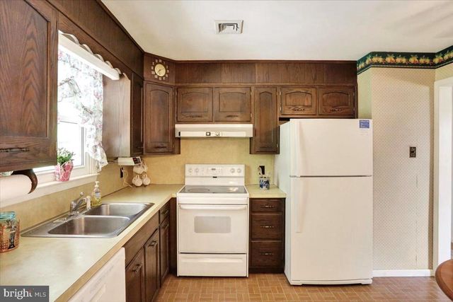 218 SEIDEL ST, Reading, PA 19606