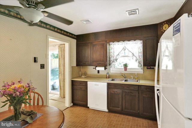 218 SEIDEL ST, Reading, PA 19606