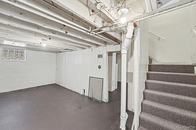 15782 Ardmore Street, Detroit, MI 48227