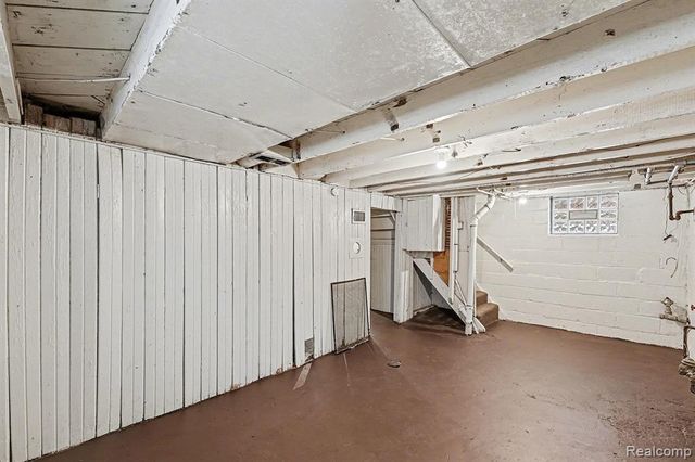 15782 Ardmore Street, Detroit, MI 48227