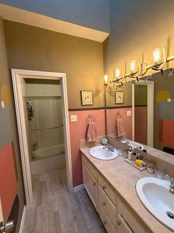 4424 Holland Avenue 305, Dallas, TX 75219