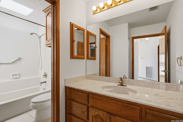 5918 BROOK FLS, Windcrest, TX 78239