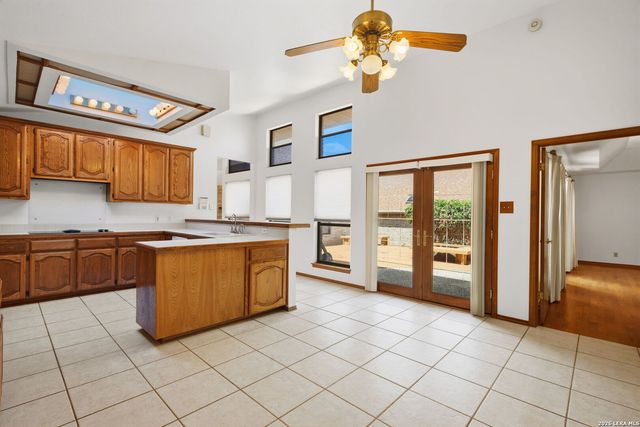 5918 BROOK FLS, Windcrest, TX 78239