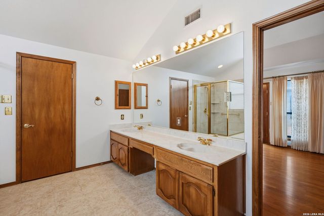 5918 BROOK FLS, Windcrest, TX 78239