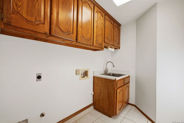 5918 BROOK FLS, Windcrest, TX 78239