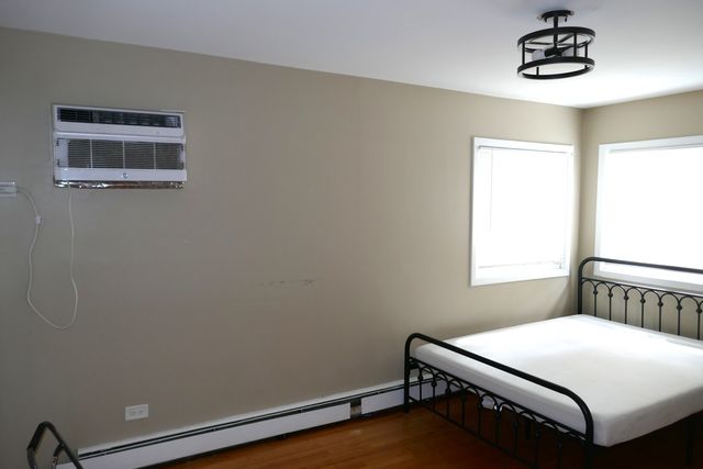 828 N Austin Boulevard 3SW, Oak Park, IL 60302