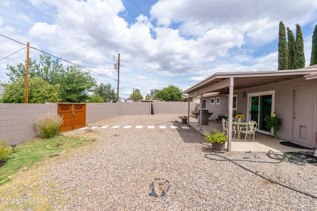 134 W George Truit Street, Corona De Tucson, AZ 85641