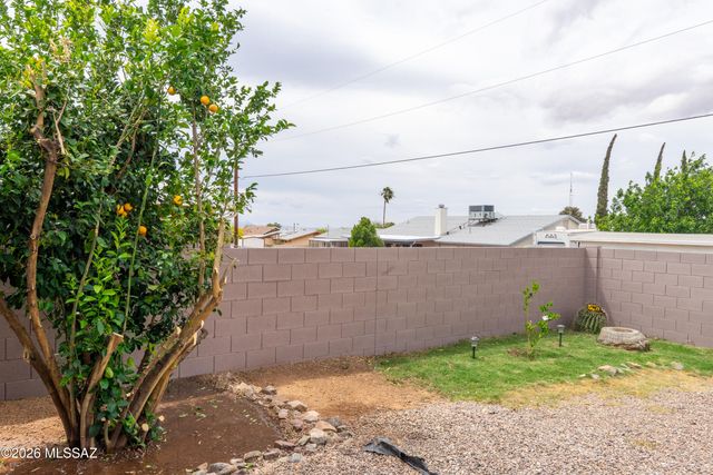 134 W George Truit Street, Corona De Tucson, AZ 85641
