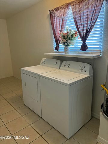 134 W George Truit Street, Corona De Tucson, AZ 85641