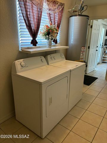 134 W George Truit Street, Corona De Tucson, AZ 85641