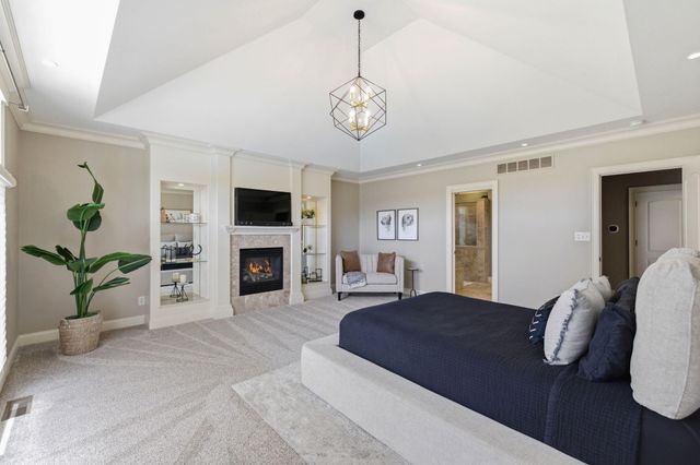 1920 High Mdw S, Niles, MI 49120