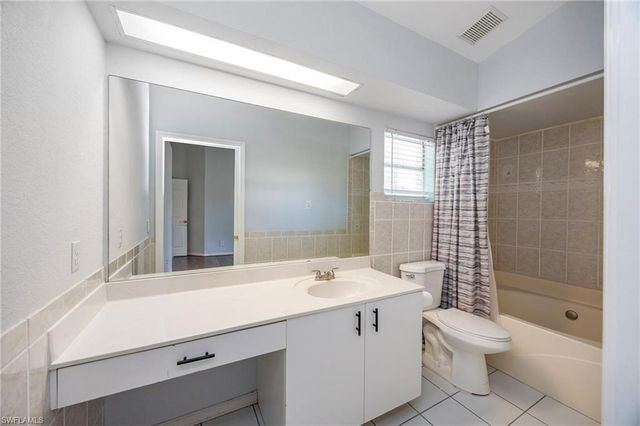841 8th ST SE, Naples, FL 34117