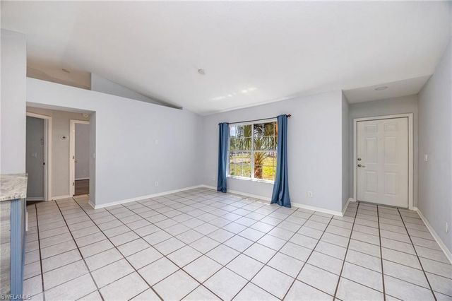 841 8th ST SE, Naples, FL 34117