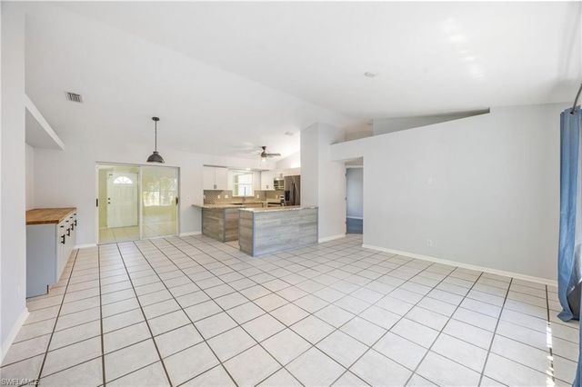 841 8th ST SE, Naples, FL 34117