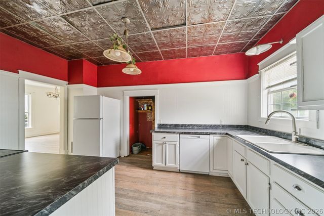 422 S Bristow Avenue, Coweta, OK 74429