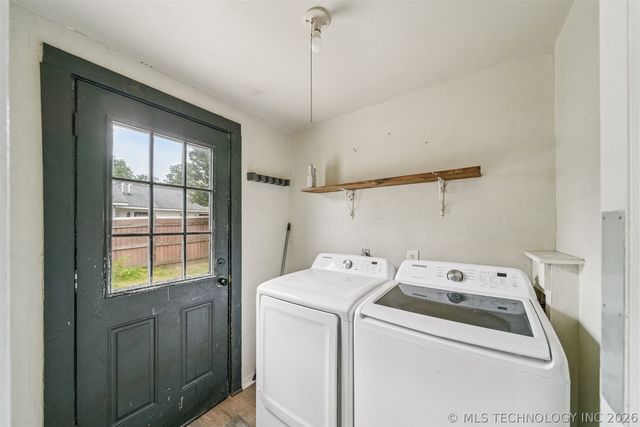 422 S Bristow Avenue, Coweta, OK 74429