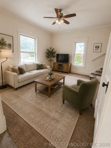422 S Bristow Avenue, Coweta, OK 74429