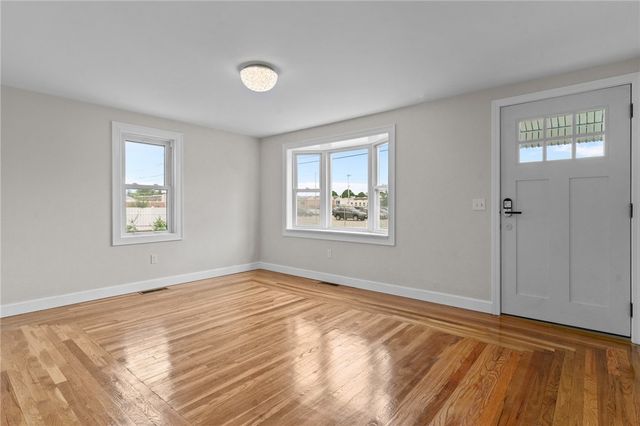 335 Carter Avenue, Pawtucket, RI 02861