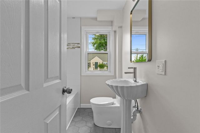 335 Carter Avenue, Pawtucket, RI 02861
