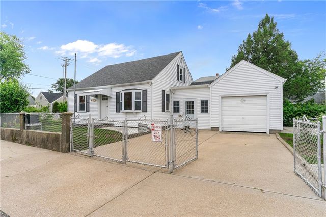 335 Carter Avenue, Pawtucket, RI 02861